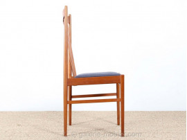 Set of 4 teak chairs model 422