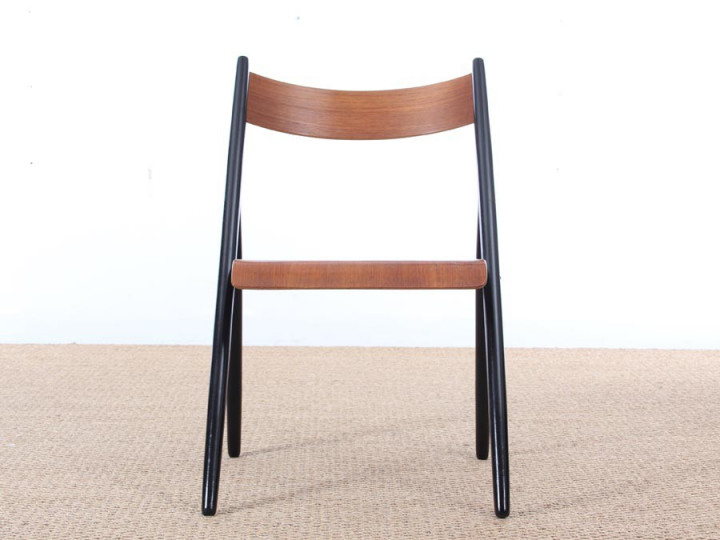 Mid modern Finnish set of 4 Scandinavian teak chairs