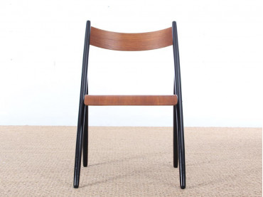 Mid modern Finnish set of 4 Scandinavian teak chairs