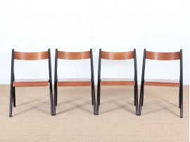 Mid modern Finnish set of 4 Scandinavian teak chairs