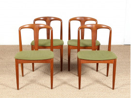 Suite de 4 chaises scandinave en teck modèle Juliane.