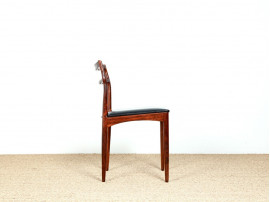 Série de 4 chaises scandinaves en palissandre.