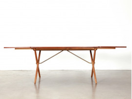 Scandinavian dining table in teak. Model AT-309.