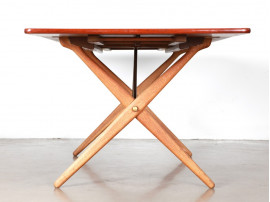 Scandinavian dining table in teak. Model AT-309.