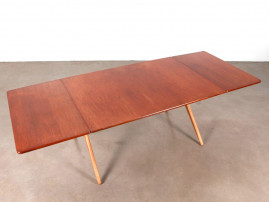 Scandinavian dining table in teak. Model AT-309.