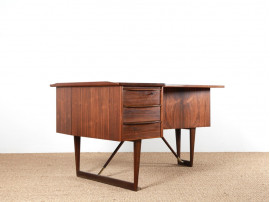 Bureau autonome scandinave en palissandre de Rio.