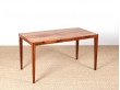 Table basse scandinave en palissandre. 