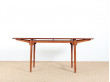 Table d'appoint scandinave en acajou.