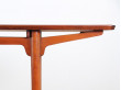 Table d'appoint scandinave en acajou.