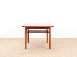  Table basse scandinave en teck.  