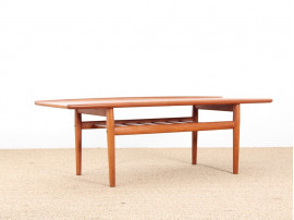  Table basse scandinave en teck.  