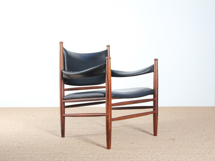 Rio rosewood armchair