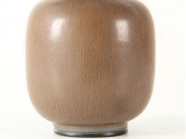 Céramique scandinave. Petit vase rond.