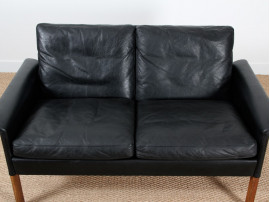 2-seater black leather sofa, model 500