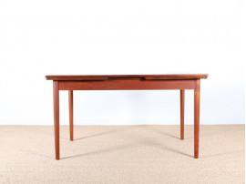 Scandinavian dining table in teak. 4/8 people