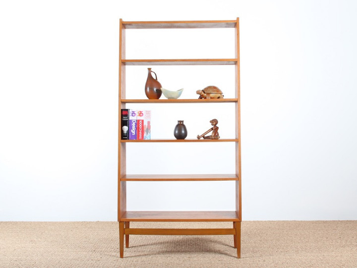 Bookshelf in teak