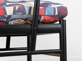 Colonial armchair PJ 149. 2 sets of cushions