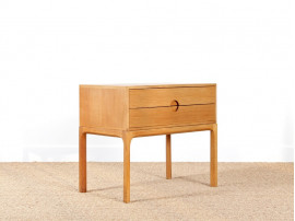 Little chest of drawers or nightstand in oak