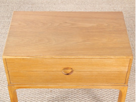 Little chest of drawers or nightstand in oak