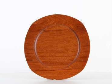 Square serving dish in teak