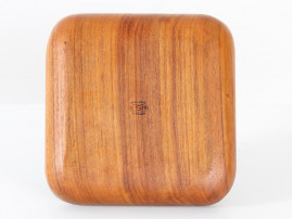 Square bowl in teak