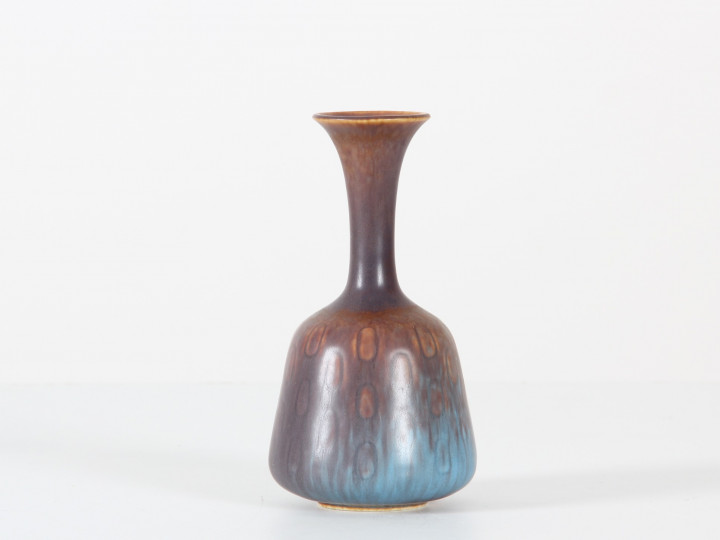 Céramique scandinave. Petit vase