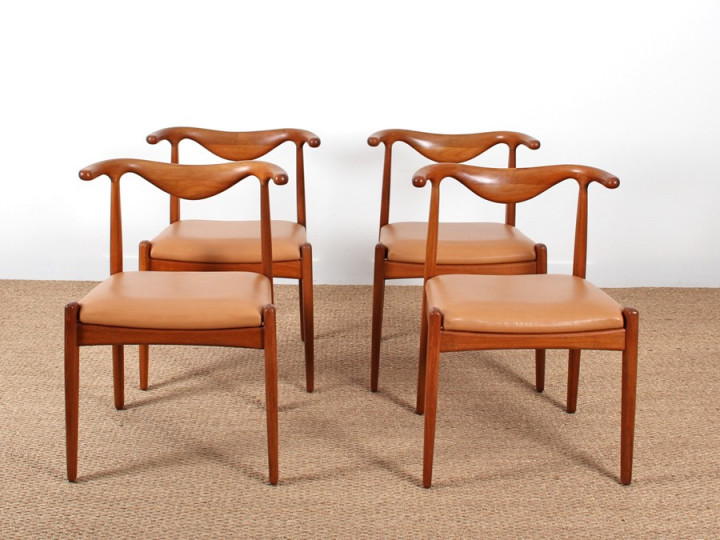 Set of 4 Scandinavian chairs Bull