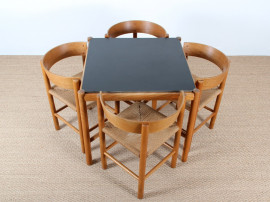 Set of dining table and 4 chairs, model FH4216 & FH4226