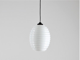 Suspension scandinave en opale
