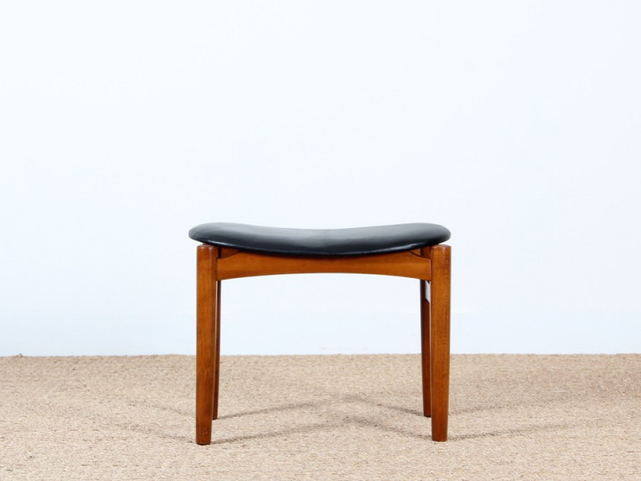 Petit repose pied ou tabouret scandinave en hêtre