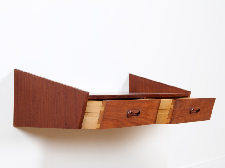 Scandinavian wall shelf in teak