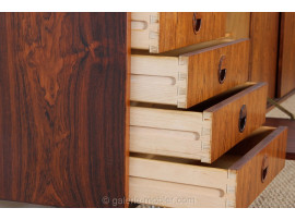 Wall cabinets in rosewood (3)