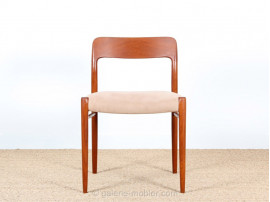 Set of 6 Scandinavian chairs in teak, model 75 (1954)