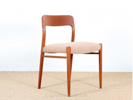 Set of 6 Scandinavian chairs in teak, model 75 (1954)