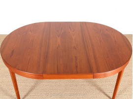 Table scandinave extensible en teck, 4 à 10 pers.