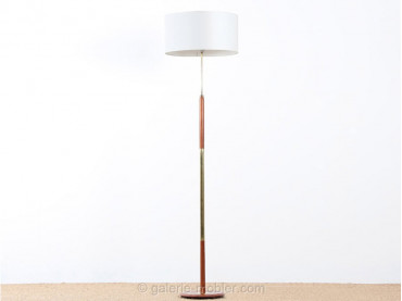 Scandinavian tall lamp in teak