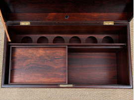 Rio rosewood bar chest (c.1970)