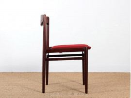 Set of 4 Scandinavian chairs in Rio rosewood