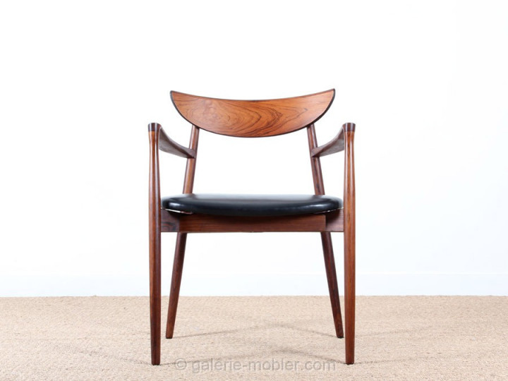 Rio rosewood armchair