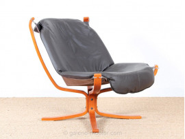 Falcon chair with ottoman