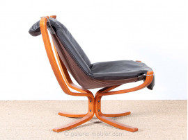 Falcon chair with ottoman