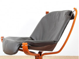 Falcon chair with ottoman