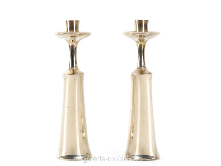 Pair of candlesticks