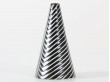 Céramique scandinave : petit vase conique "Domino"