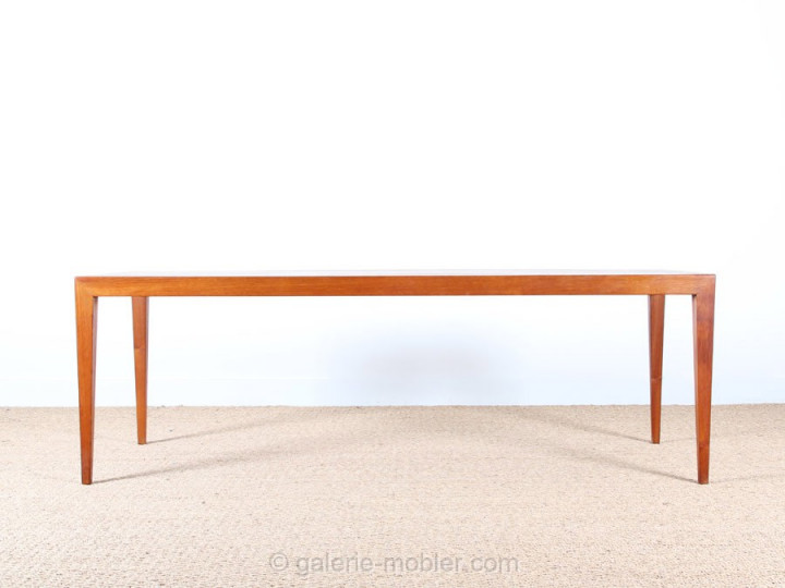 Occasional table in teak