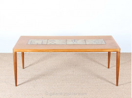 Coffee table in oak and ceramic