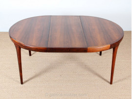 Circle dining table in rosewood, 4/10 seats