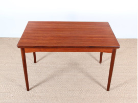 Scandinavian dining table in teak 4/6 seats