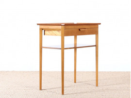 Little Scandinavian coffee or bedside table (1958)