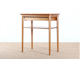 Petite table scandinave ou chevet (1958)